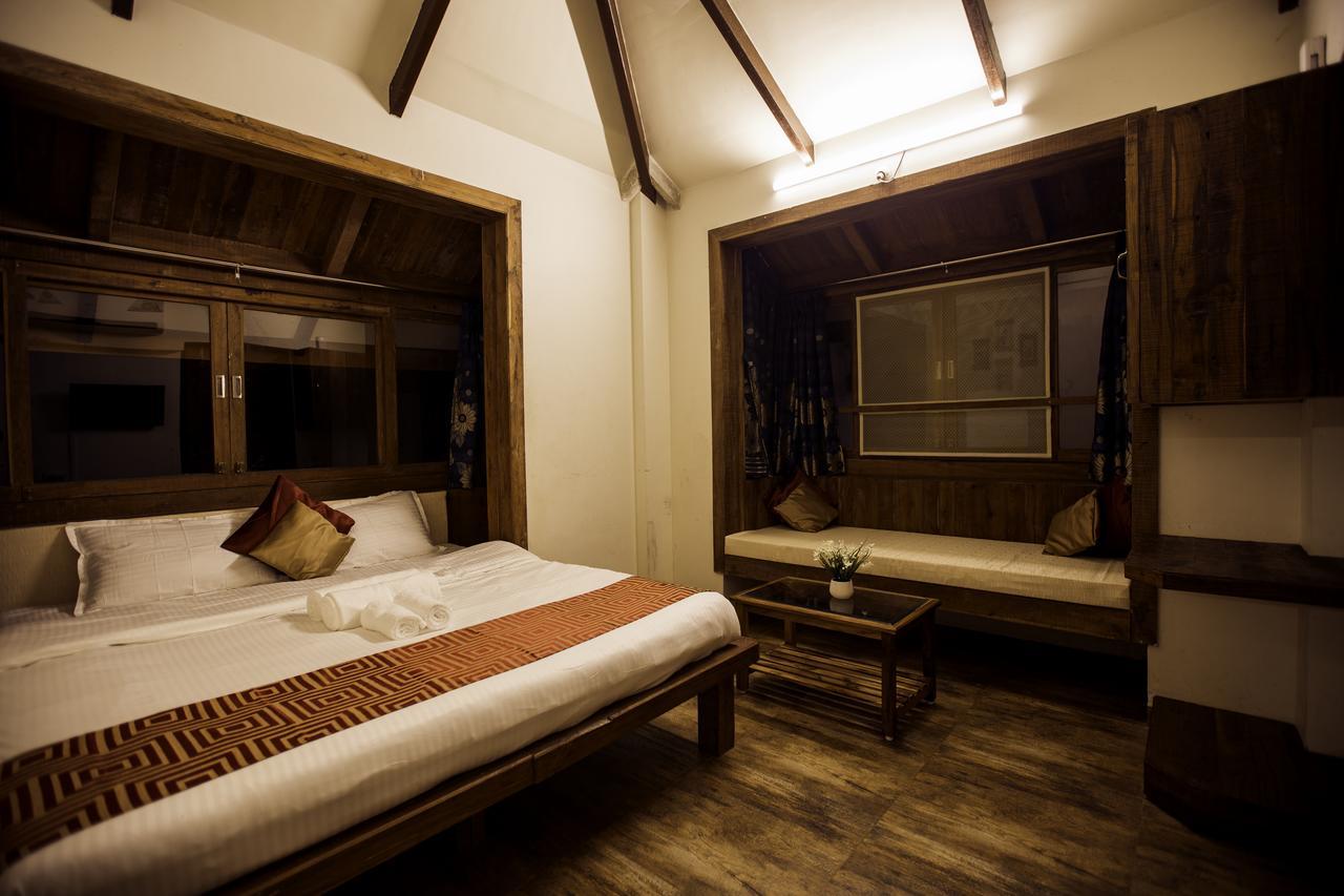 Kaular Atithis Grand Kokan Resort 甘帕普拉 外观 照片