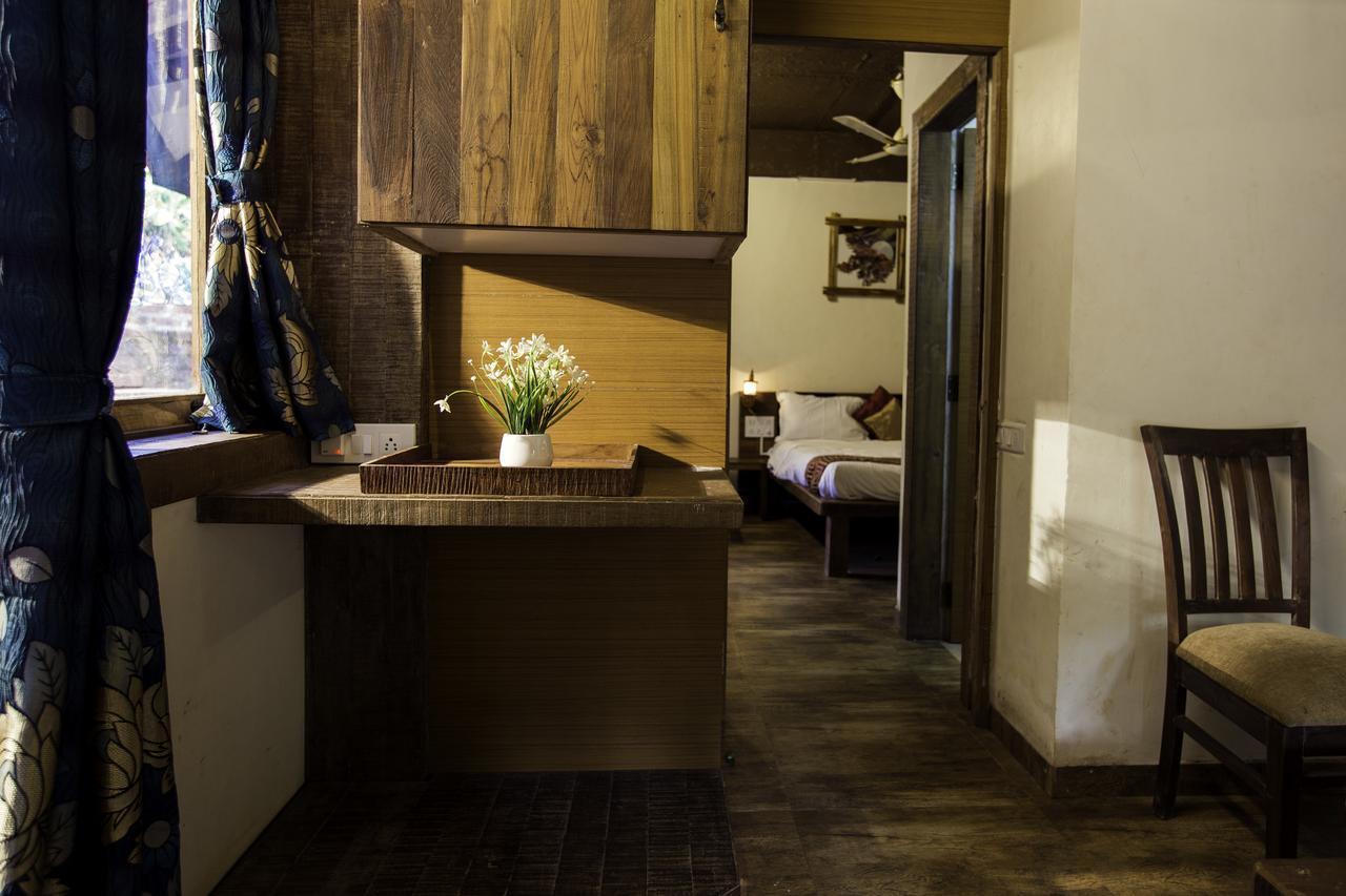 Kaular Atithis Grand Kokan Resort 甘帕普拉 外观 照片